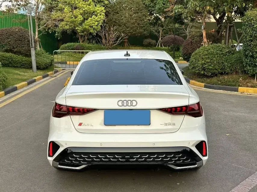 2025 Audi A3 1.5T 160HP L4 7DCT,autocango,china used car exporter,china ev exporter,chinese used car exporter,chinese used ev exporter