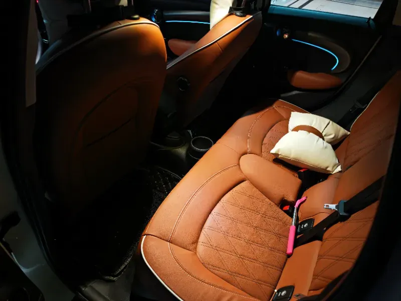 2022 MINI MINI 1.5T 136HP L3 7DCT,autocango,china used car exporter,china ev exporter,chinese used car exporter,chinese used ev exporter