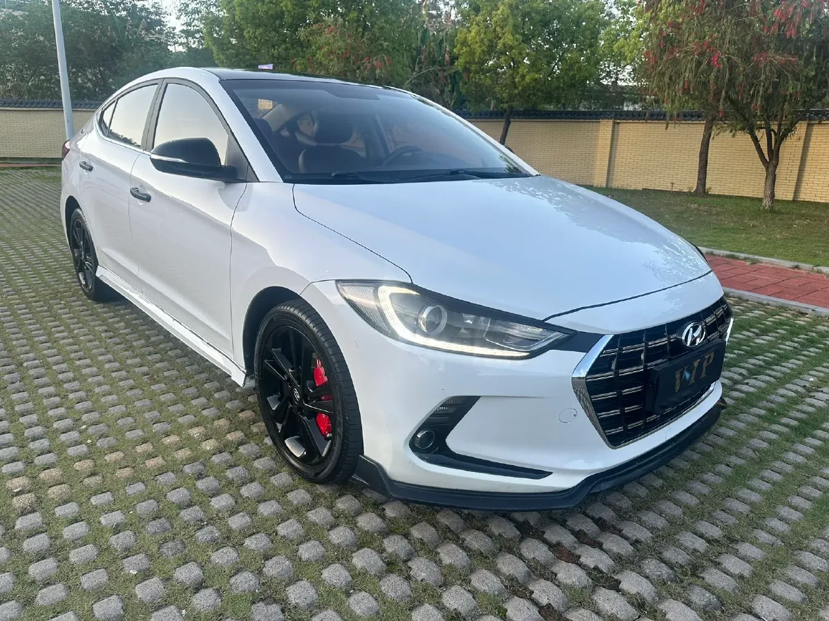 2016 Hyundai Elantra 1.6L 130HP L4 6AT,autocango,china used car exporter,china ev exporter,chinese used car exporter,chinese used ev exporter