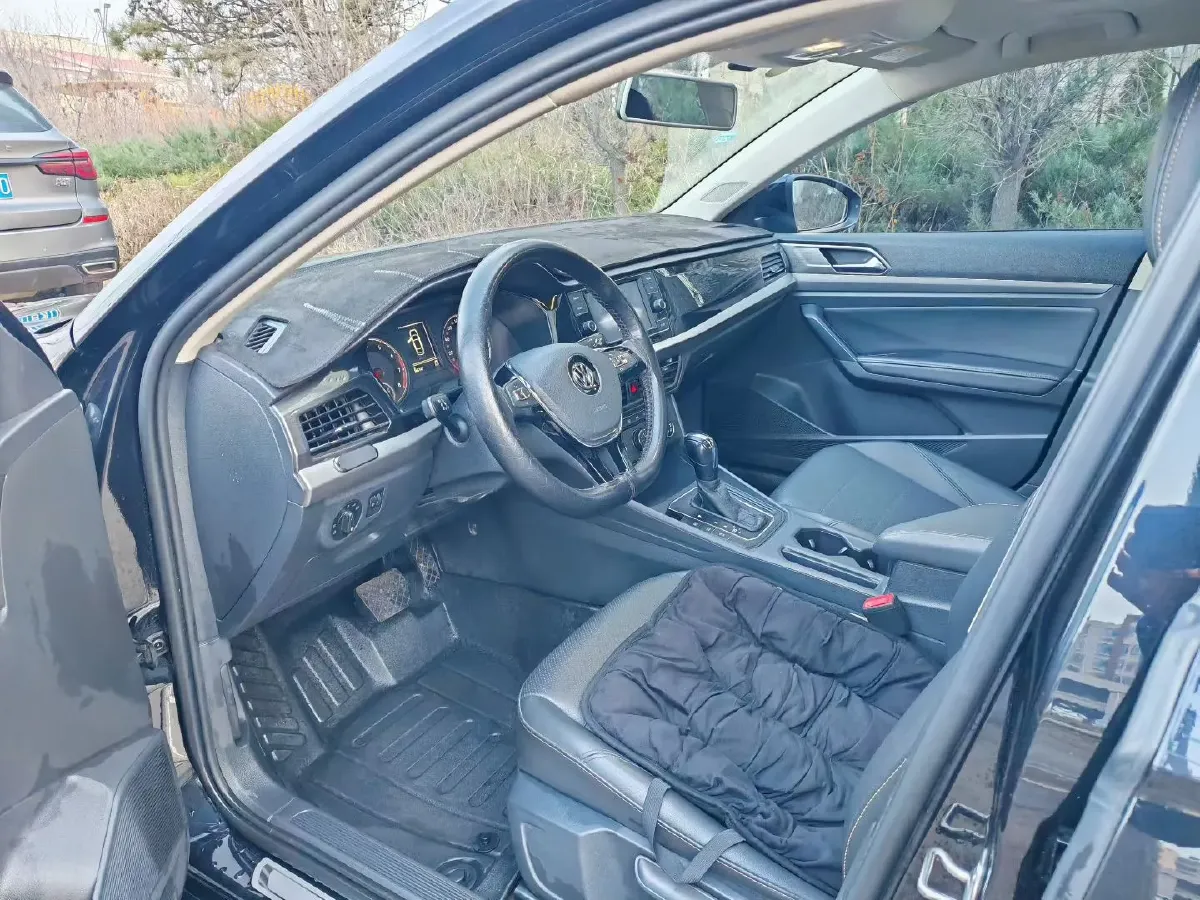 2019 Volkswagen Lavida 1.5L 116HP L4 6AT,autocango,china used car exporter,china ev exporter,chinese used car exporter,chinese used ev exporter