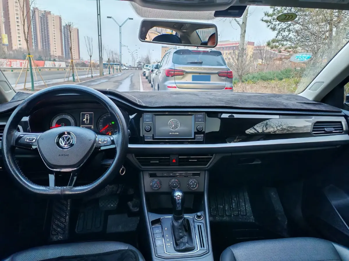 2019 Volkswagen Lavida 1.5L 116HP L4 6AT,autocango,china used car exporter,china ev exporter,chinese used car exporter,chinese used ev exporter