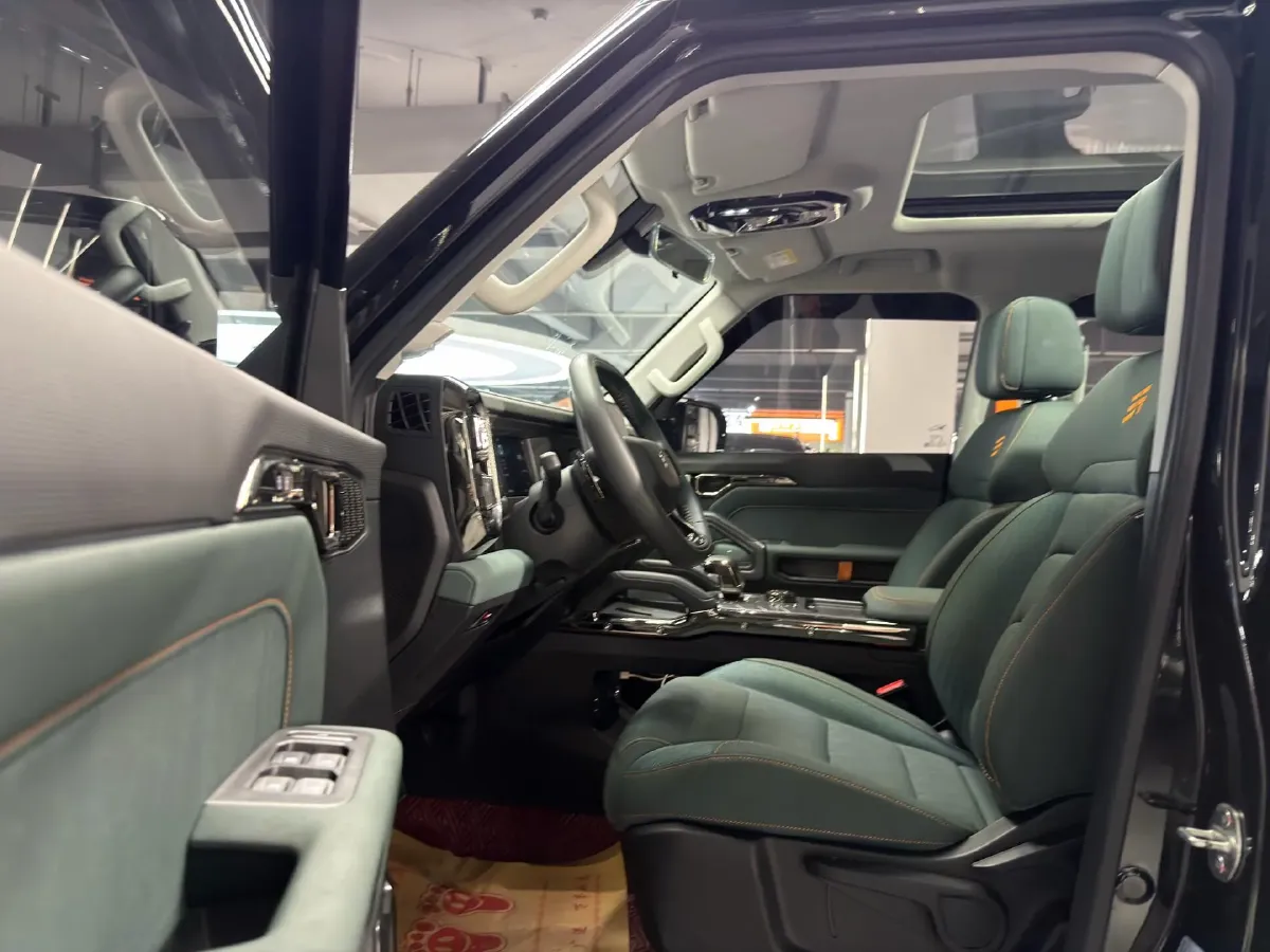 2023 Jetour Traveller 1.5T 184HP L4 7DCT,autocango,china used car exporter,china ev exporter,chinese used car exporter,chinese used ev exporter