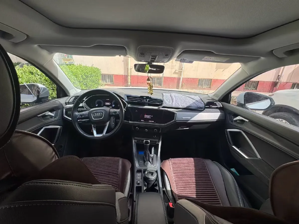 2022 Audi Q3 1.4T 150HP L4 7DCT,autocango,china used car exporter,china ev exporter,chinese used car exporter,chinese used ev exporter