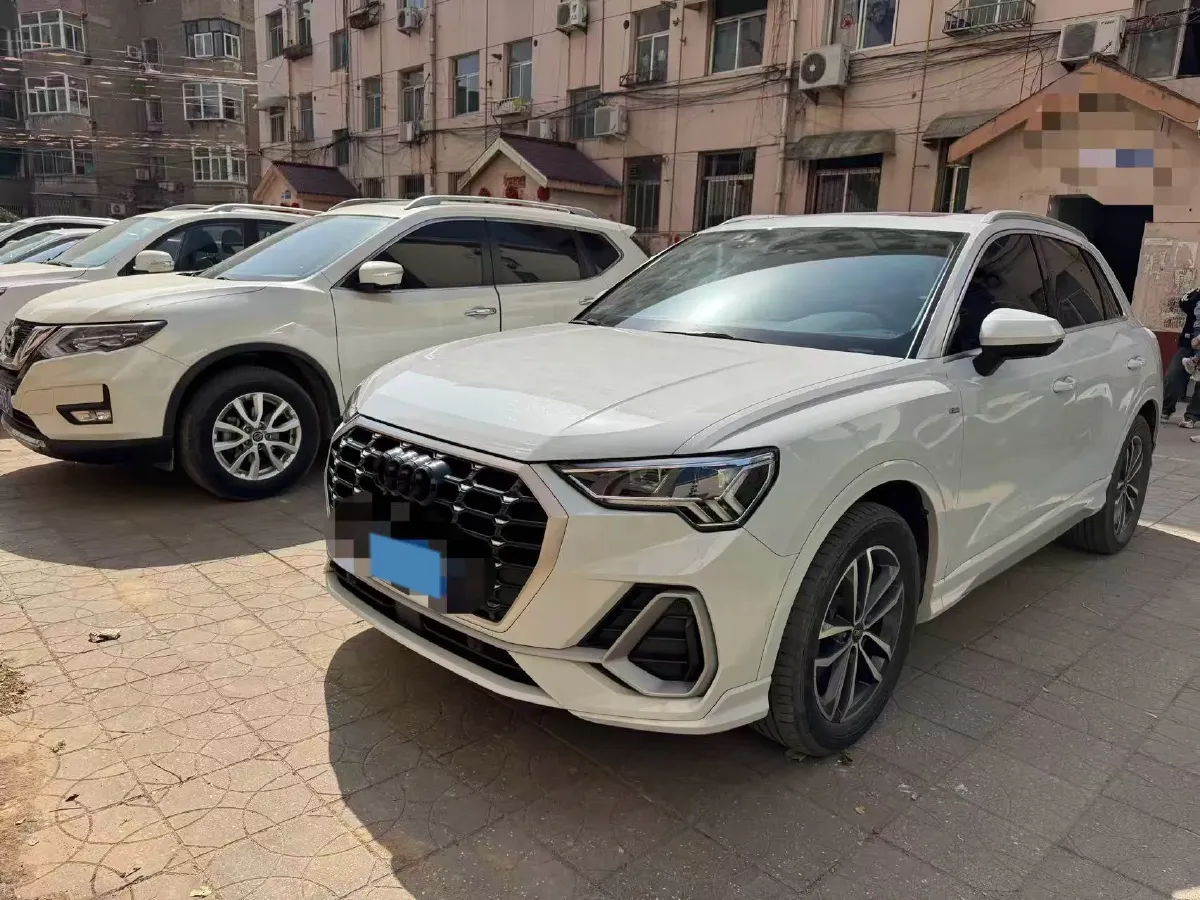 2022 Audi Q3 1.4T 150HP L4 7DCT,autocango,china used car exporter,china ev exporter,chinese used car exporter,chinese used ev exporter