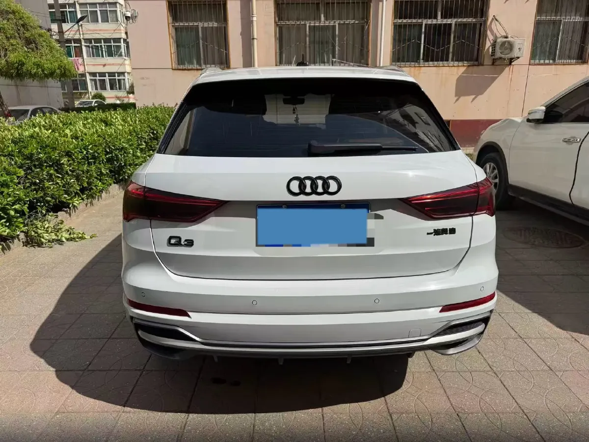 2022 Audi Q3 1.4T 150HP L4 7DCT,autocango,china used car exporter,china ev exporter,chinese used car exporter,chinese used ev exporter