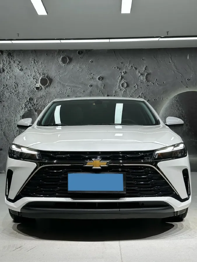 2023 Chevrolet Monza 1.5L 113HP L4 6DCT,autocango,china used car exporter,china ev exporter,chinese used car exporter,chinese used ev exporter