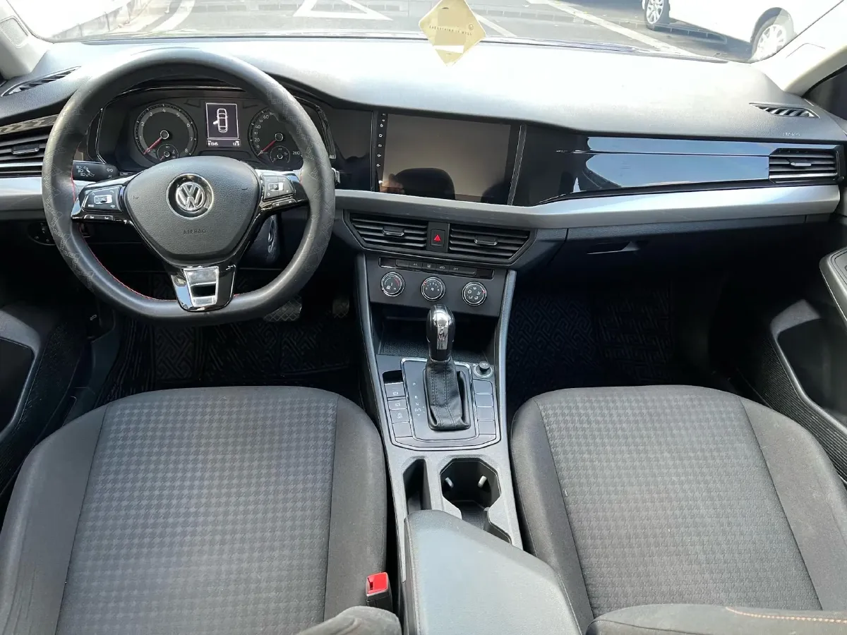 2020 Volkswagen Bora 1.5L 113HP L4 6AT,autocango,china used car exporter,china ev exporter,chinese used car exporter,chinese used ev exporter