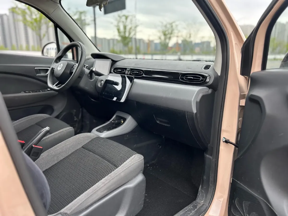 2021 Leapmotor T03 BEV 38KWH,autocango,china used car exporter,china ev exporter,chinese used car exporter,chinese used ev exporter