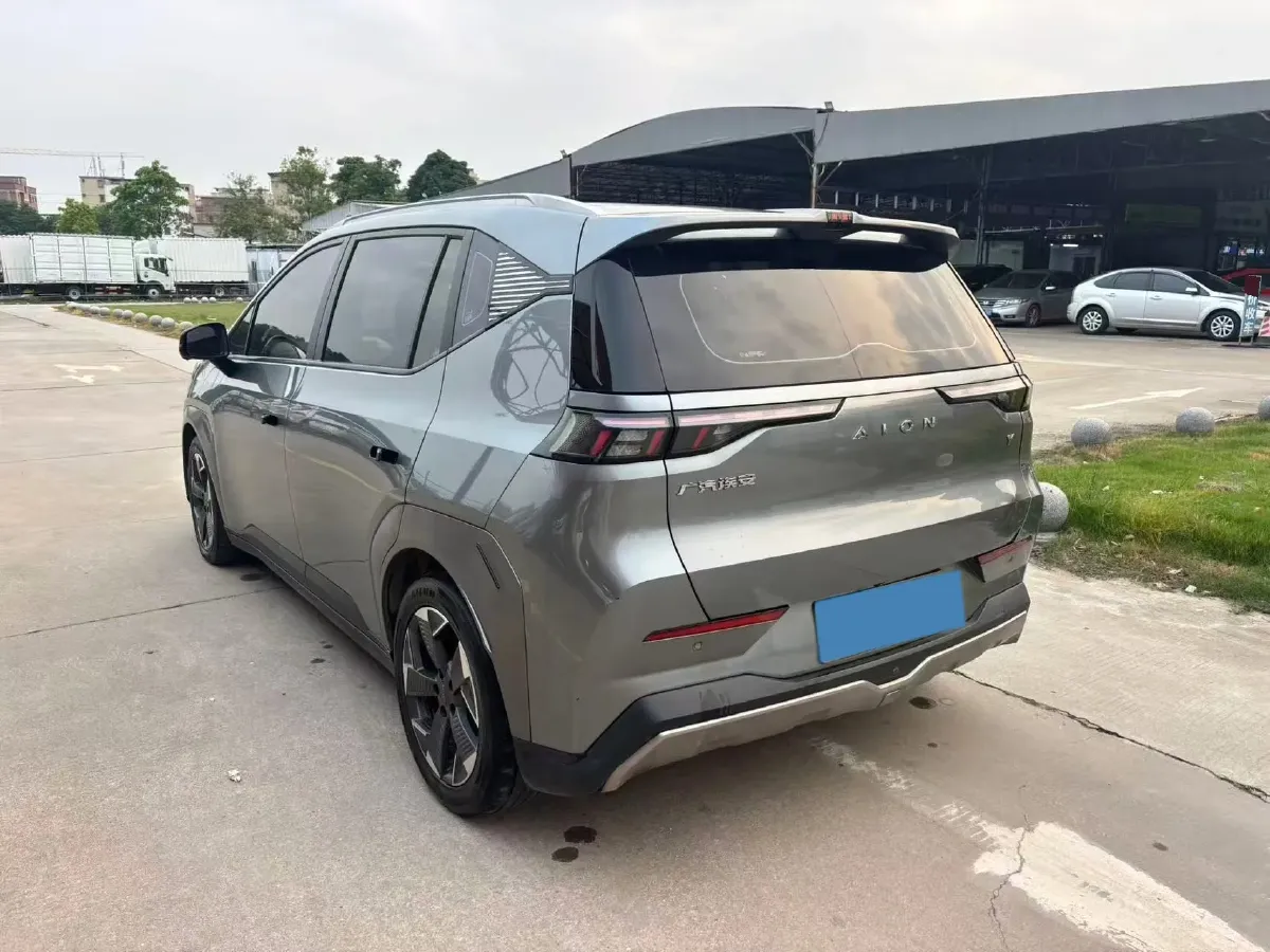 2022 Geely Okavango 1.8T 184HP L4 7DCT,autocango,china used car exporter,china ev exporter,chinese used car exporter,chinese used ev exporter