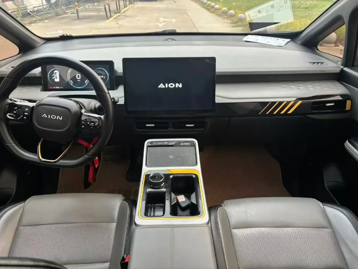 2022 Geely Okavango 1.8T 184HP L4 7DCT,autocango,china used car exporter,china ev exporter,chinese used car exporter,chinese used ev exporter