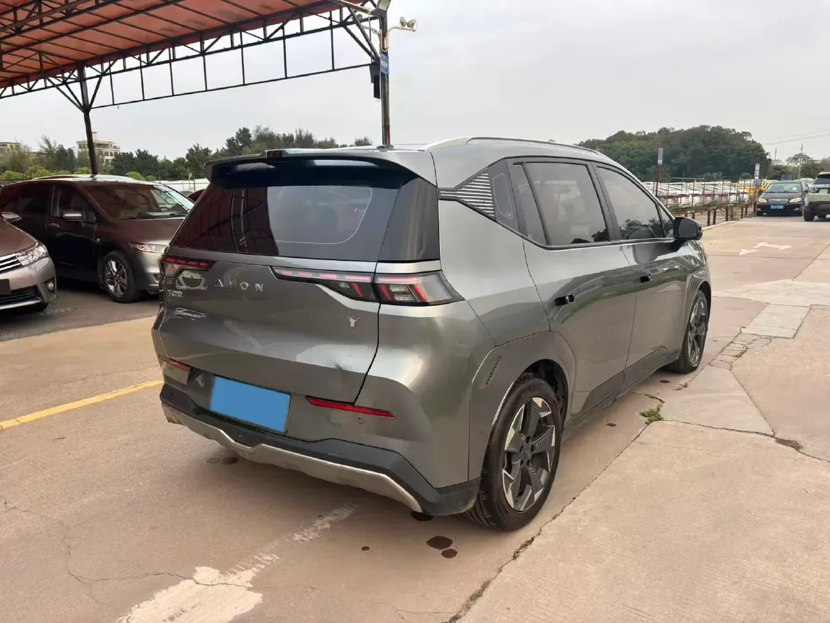2022 Geely Okavango 1.8T 184HP L4 7DCT,autocango,china used car exporter,china ev exporter,chinese used car exporter,chinese used ev exporter