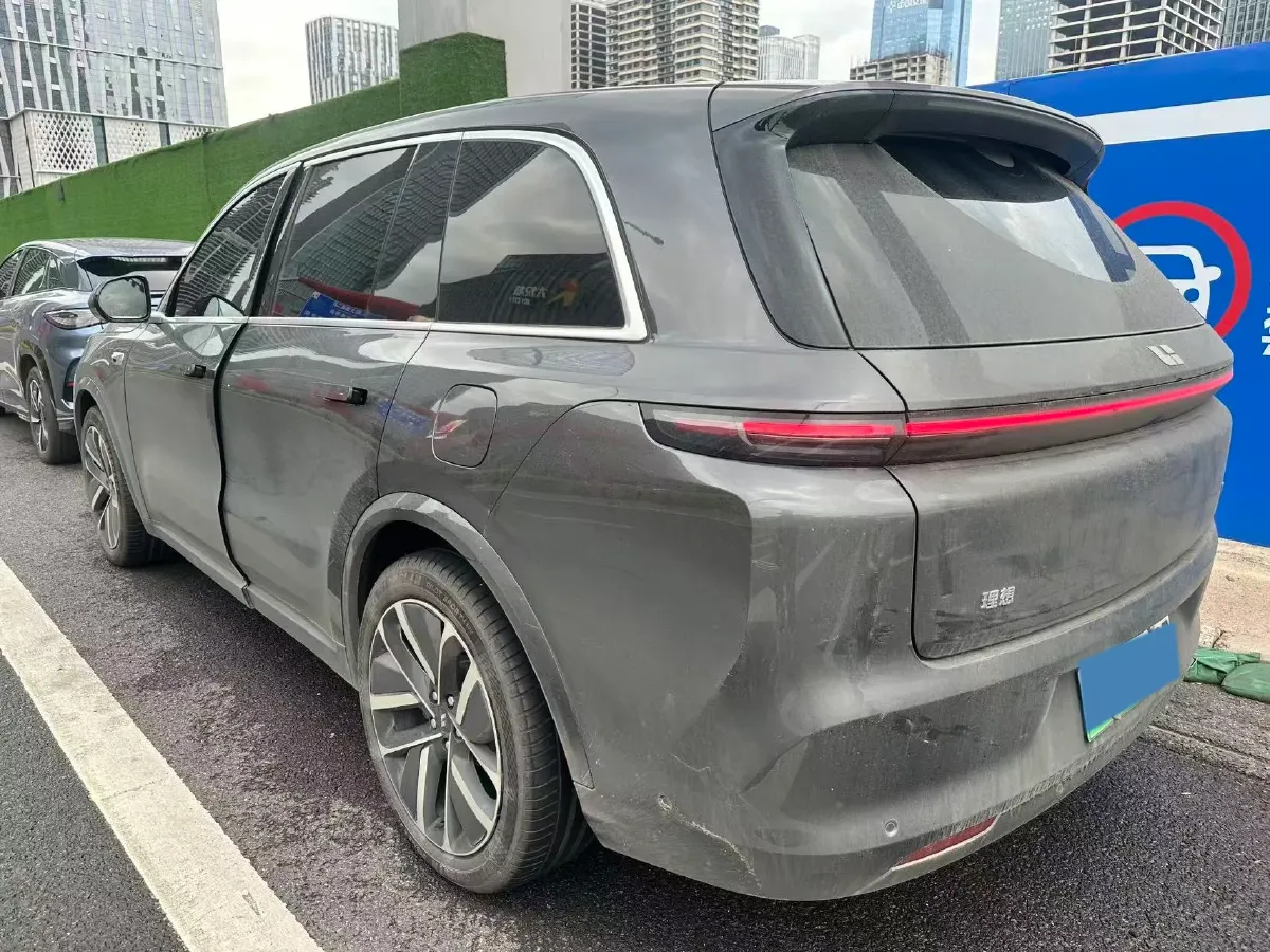 2023 Li L8 Range Extended 154HP REEV 40.9KWH,autocango,china used car exporter,china ev exporter,chinese used car exporter,chinese used ev exporter
