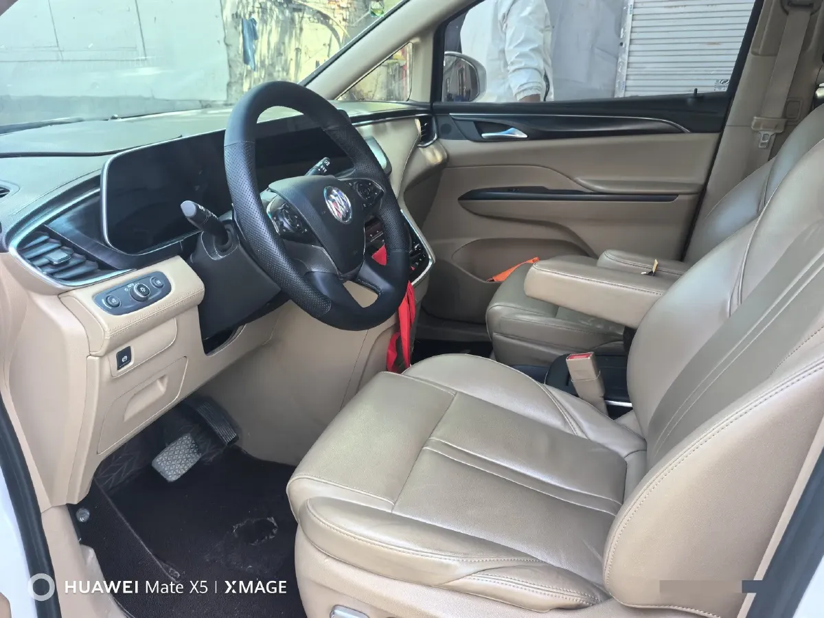 2021 Buick GL8 2.0T 237HP L4 9AT,autocango,china used car exporter,china ev exporter,chinese used car exporter,chinese used ev exporter