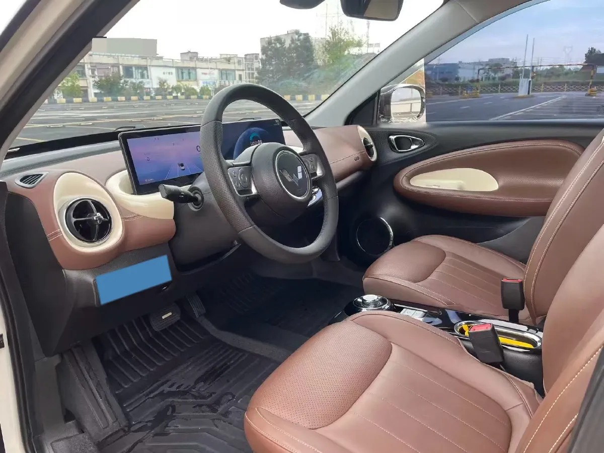 2023 WuLing BinGuo BEV 37.9KWH,autocango,china used car exporter,china ev exporter,chinese used car exporter,chinese used ev exporter