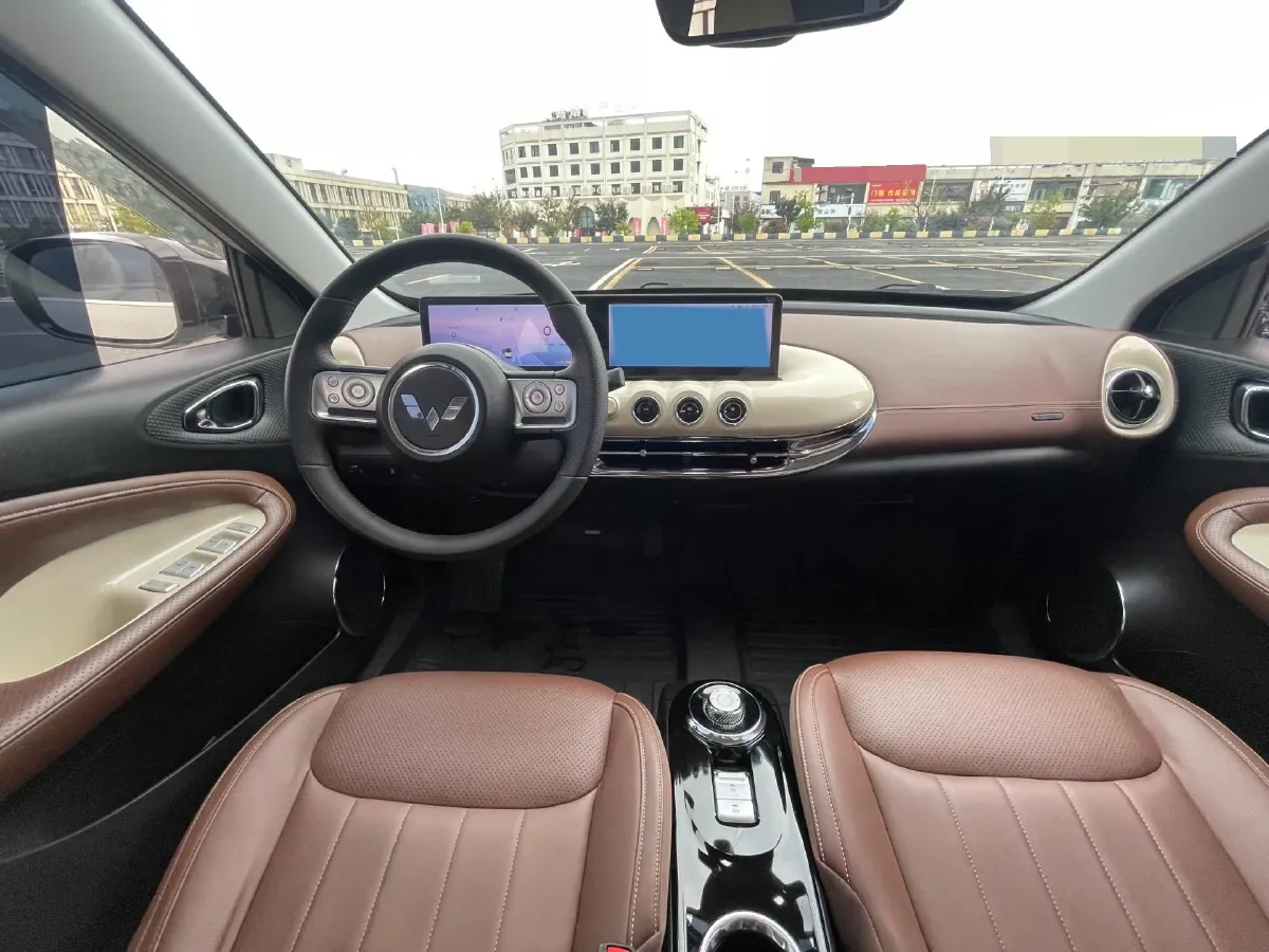 2023 WuLing BinGuo BEV 37.9KWH,autocango,china used car exporter,china ev exporter,chinese used car exporter,chinese used ev exporter