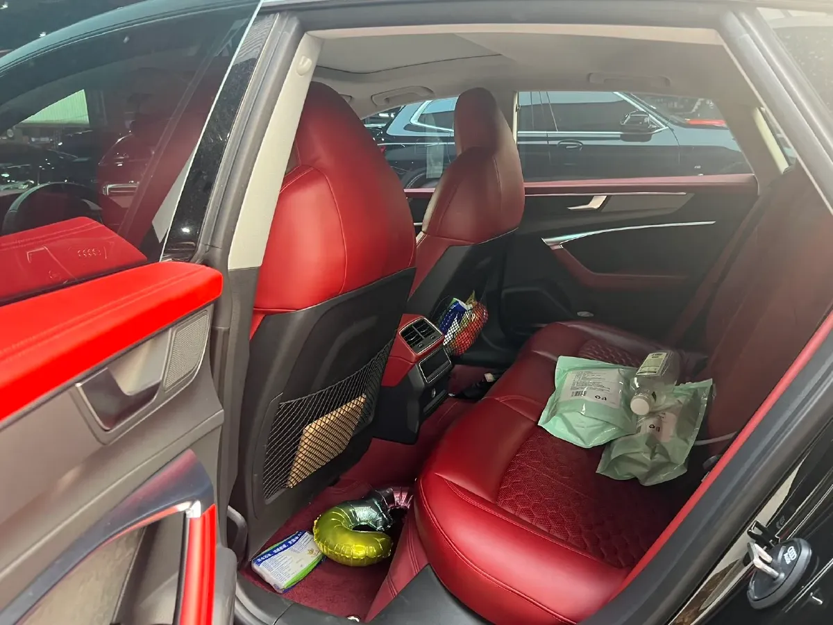 2021 Audi A7 2.0T 190HP L4 7DCT,autocango,china used car exporter,china ev exporter,chinese used car exporter,chinese used ev exporter