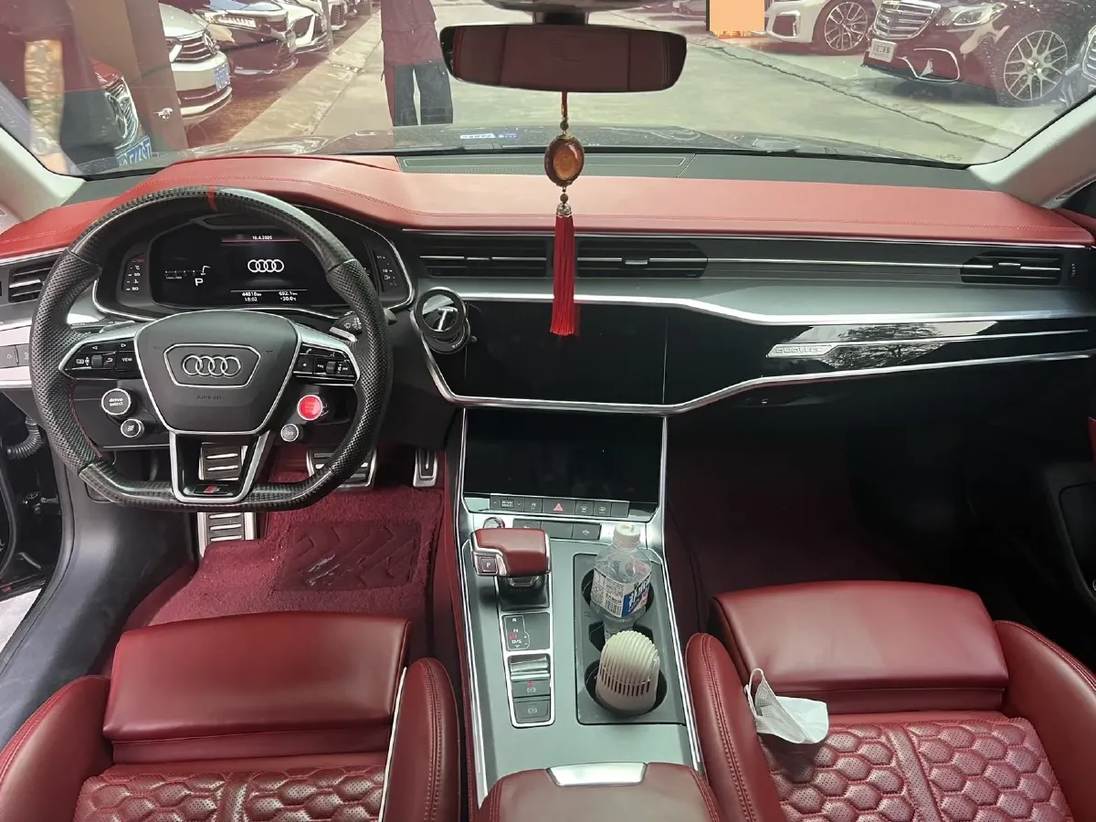 2021 Audi A7 2.0T 190HP L4 7DCT,autocango,china used car exporter,china ev exporter,chinese used car exporter,chinese used ev exporter