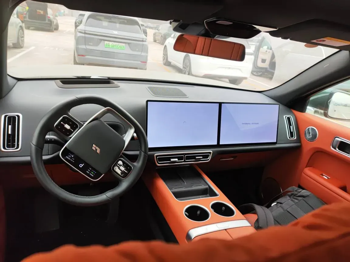 2025 Li L7 Range Extended 154HP REEV,autocango,china used car exporter,china ev exporter,chinese used car exporter,chinese used ev exporter