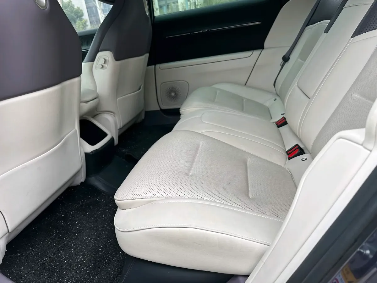 2023 Avatr 12 BEV 94.5KWH,autocango,china used car exporter,china ev exporter,chinese used car exporter,chinese used ev exporter