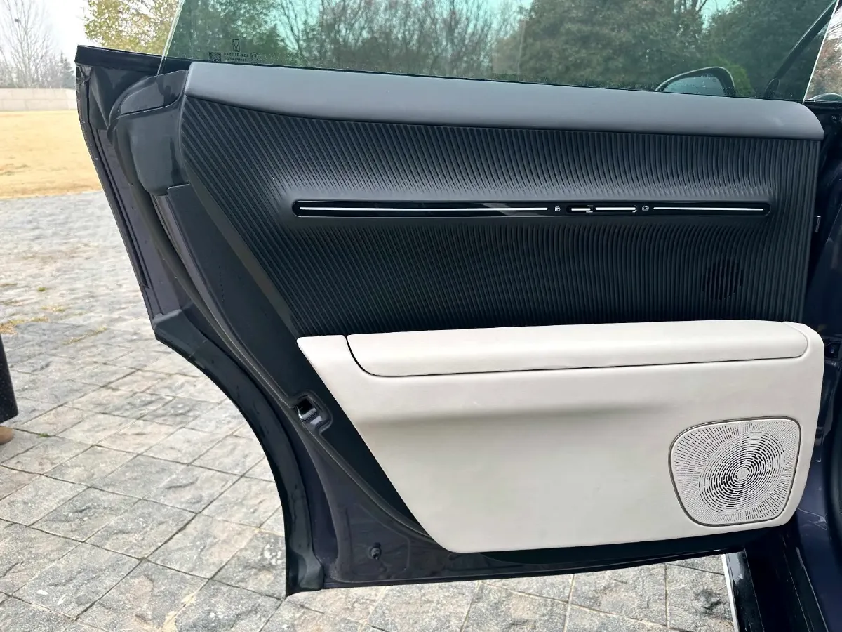 2023 Avatr 12 BEV 94.5KWH,autocango,china used car exporter,china ev exporter,chinese used car exporter,chinese used ev exporter