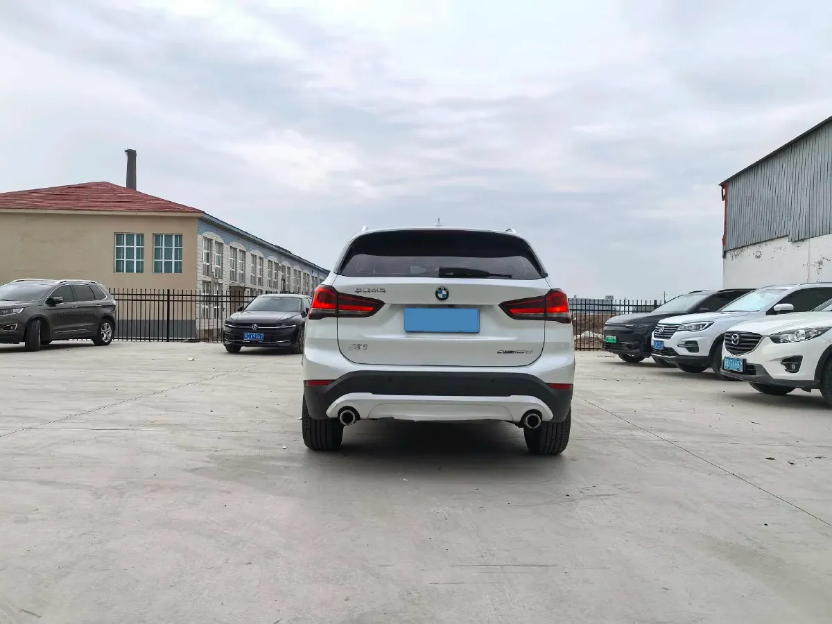 2022 BMW X1 2.0T 192HP L4 7DCT,autocango,china used car exporter,china ev exporter,chinese used car exporter,chinese used ev exporter