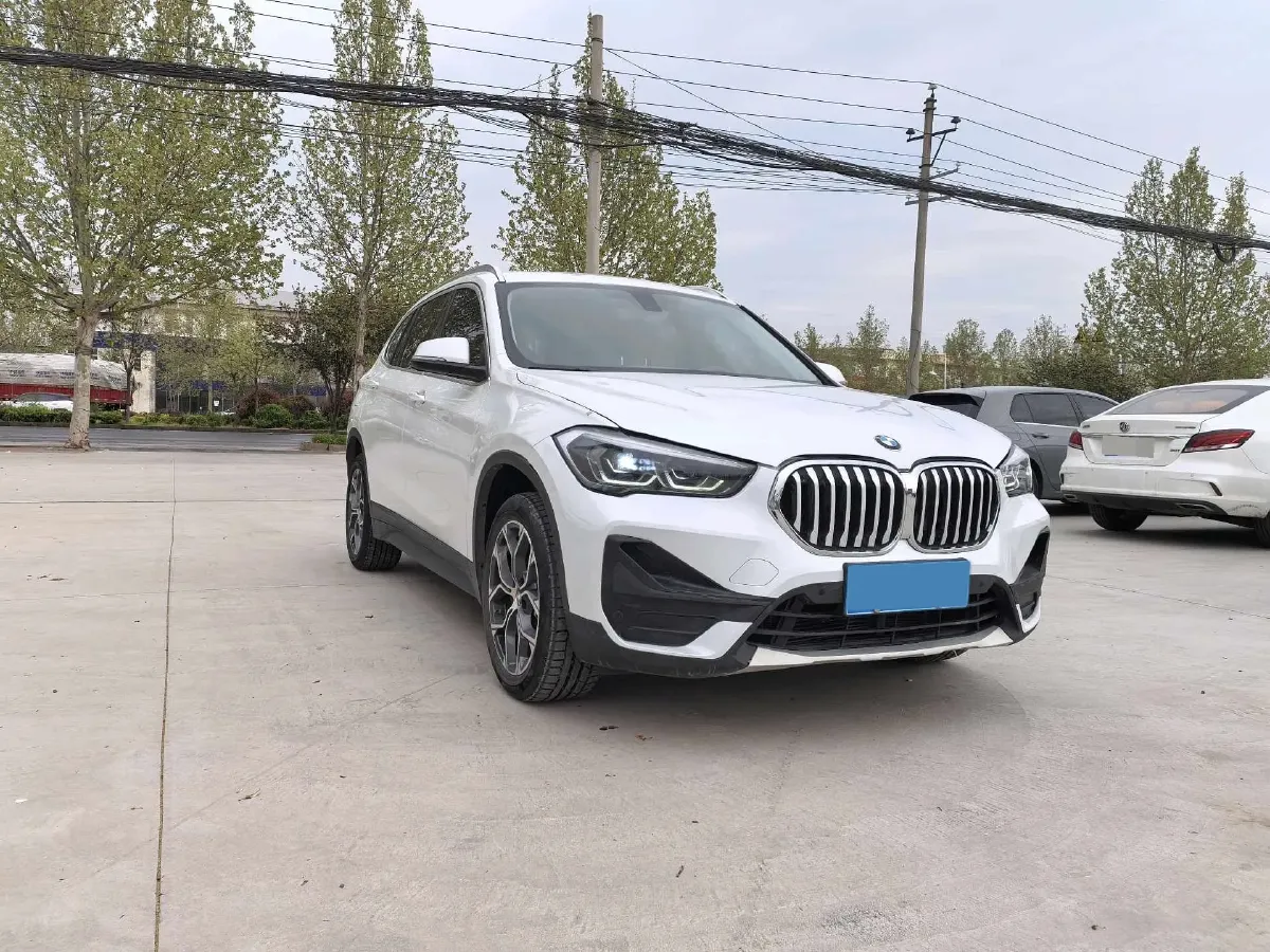 2022 BMW X1 2.0T 192HP L4 7DCT,autocango,china used car exporter,china ev exporter,chinese used car exporter,chinese used ev exporter