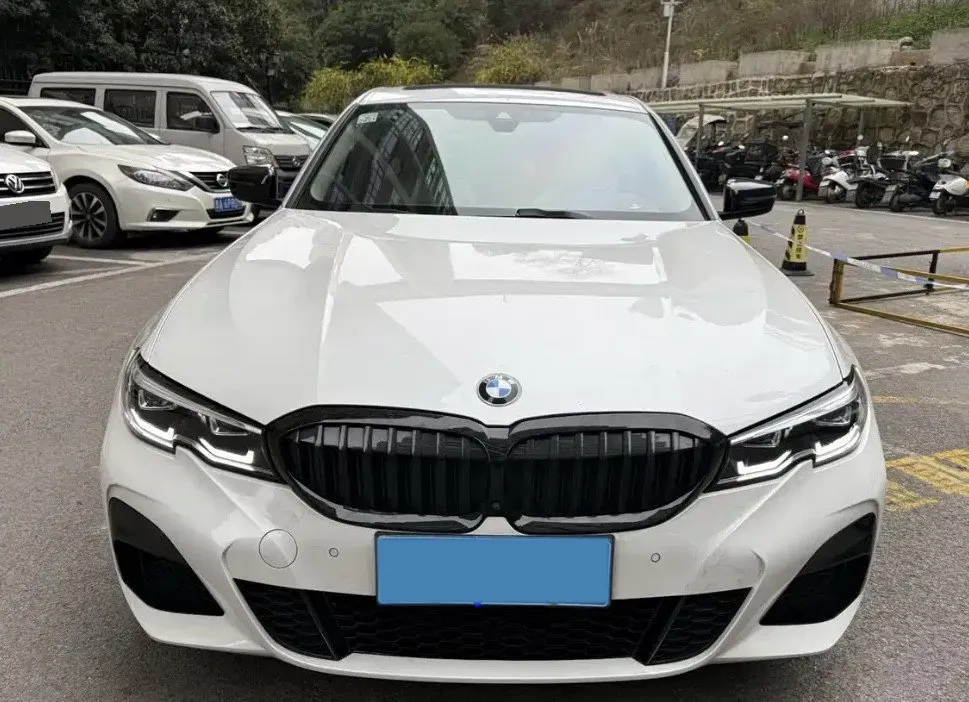 2021 BMW 3 Series 2.0T 184HP L4 8AT,autocango,china used car exporter,china ev exporter,chinese used car exporter,chinese used ev exporter