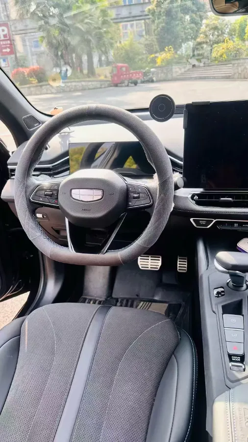 2025 Geely Preface 2.0T 238HP L4 8AT,autocango,china used car exporter,china ev exporter,chinese used car exporter,chinese used ev exporter