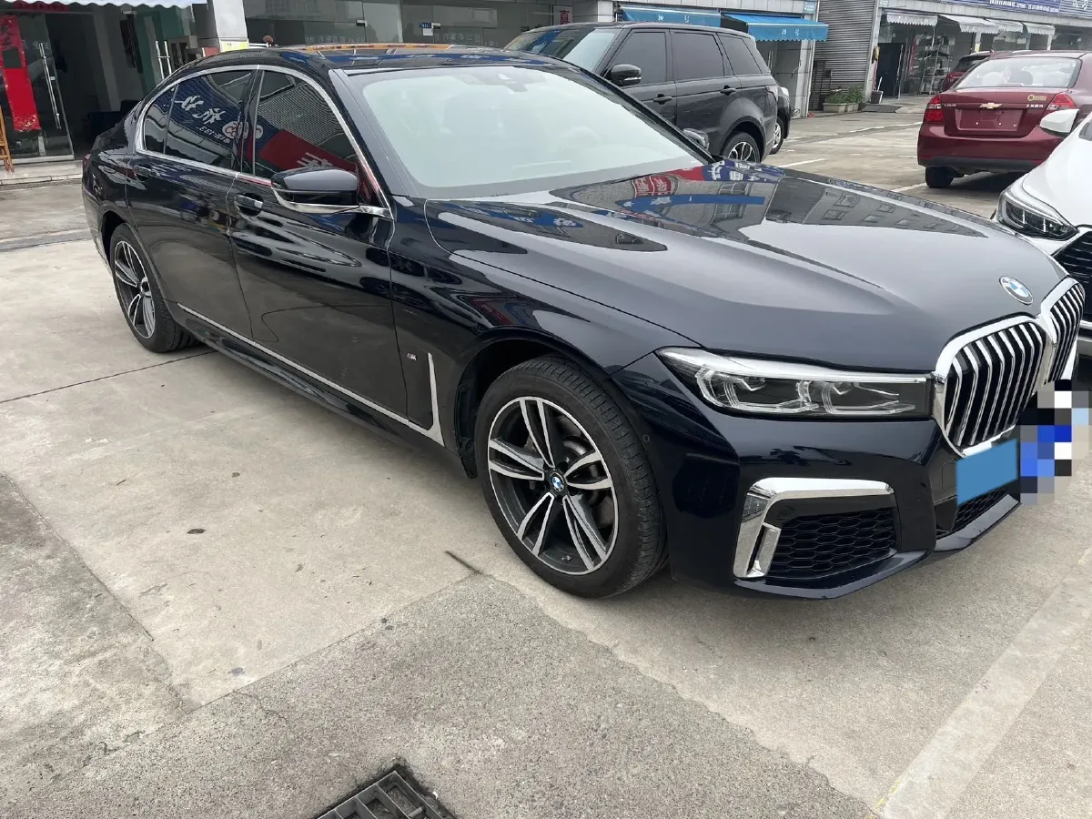 2021 BMW 7 Series 2.0T 265HP L4 8AT,autocango,china used car exporter,china ev exporter,chinese used car exporter,chinese used ev exporter