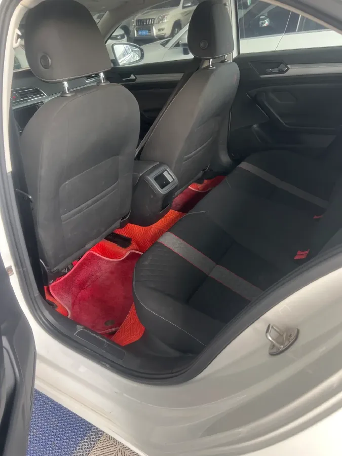 2019 Volkswagen T-Cross 1.4T 150HP L4 7DCT,autocango,china used car exporter,china ev exporter,chinese used car exporter,chinese used ev exporter