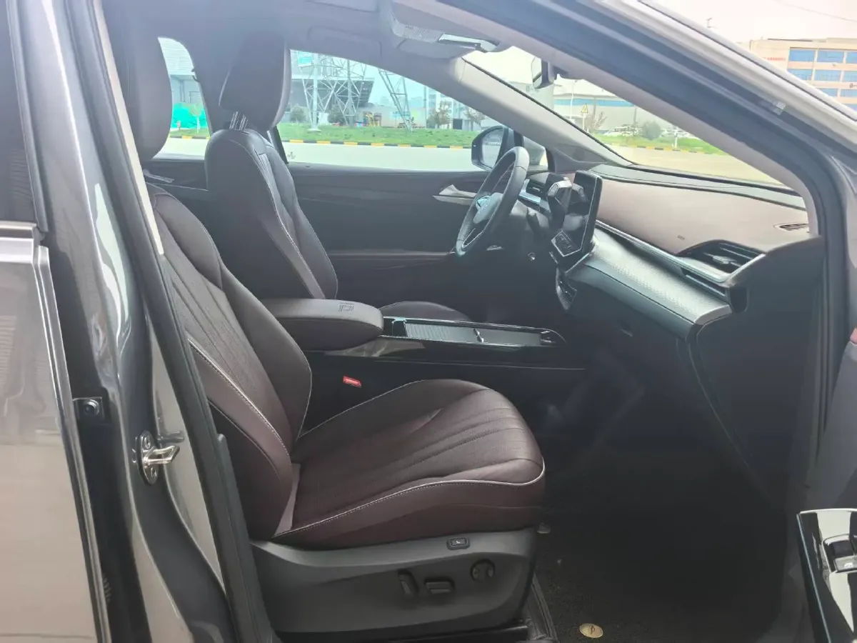 2021 Volkswagen ID.6 X BEV 83.4KWH,autocango,china used car exporter,china ev exporter,chinese used car exporter,chinese used ev exporter