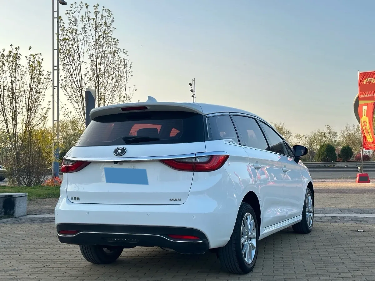 2019 BYD Song MAX 1.5T 154HP L4 6MT,autocango,china used car exporter,china ev exporter,chinese used car exporter,chinese used ev exporter