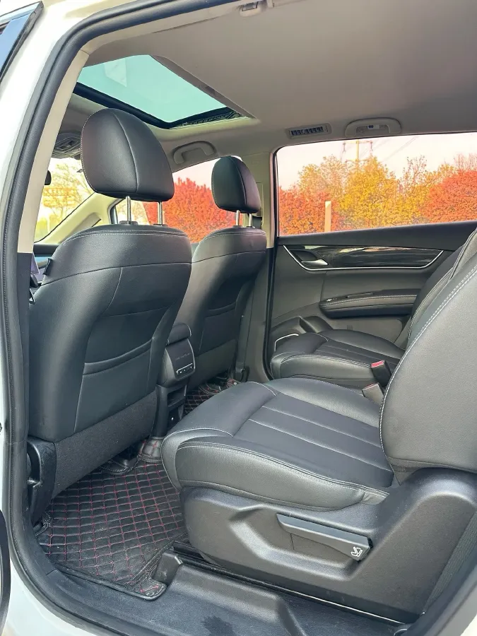 2019 BYD Song MAX 1.5T 154HP L4 6MT,autocango,china used car exporter,china ev exporter,chinese used car exporter,chinese used ev exporter