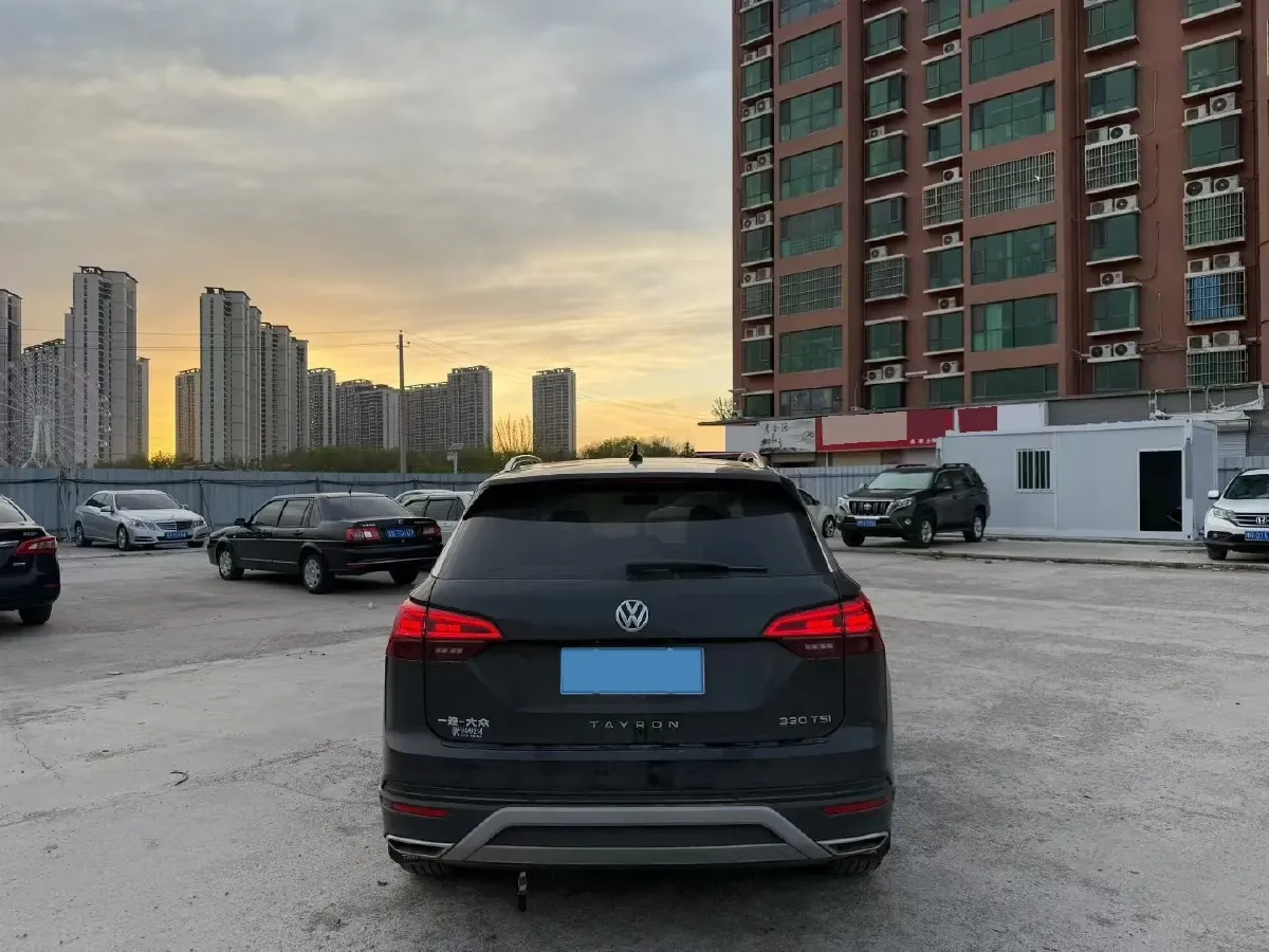 2020 Volkswagen Tayron X 2.0T 186HP L4 7DCT,autocango,china used car exporter,china ev exporter,chinese used car exporter,chinese used ev exporter