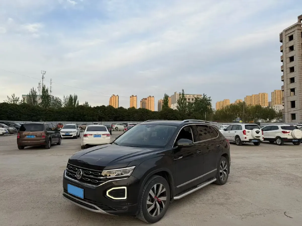2020 Volkswagen Tayron X 2.0T 186HP L4 7DCT,autocango,china used car exporter,china ev exporter,chinese used car exporter,chinese used ev exporter