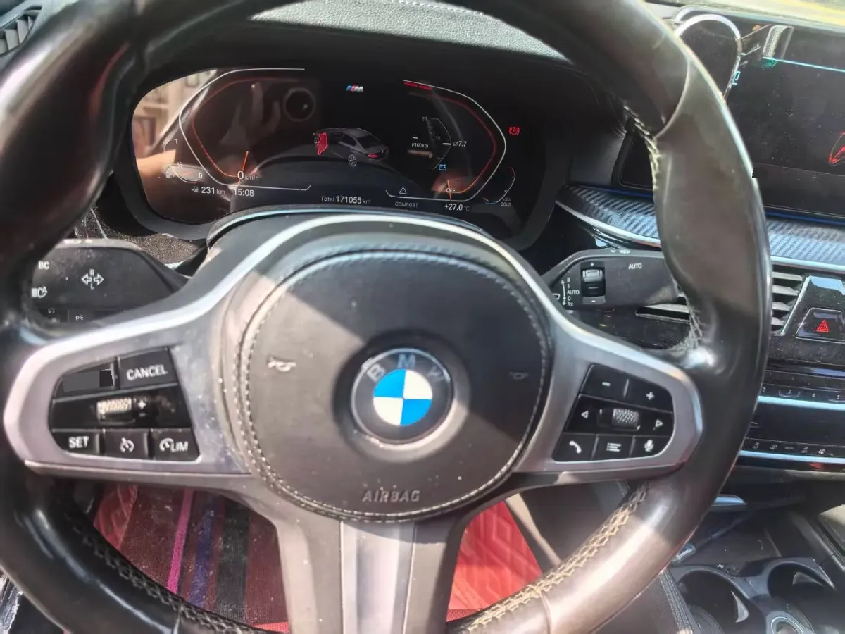 2022 BMW 5 Series 2.0T 184HP L4 8AT,autocango,china used car exporter,china ev exporter,chinese used car exporter,chinese used ev exporter