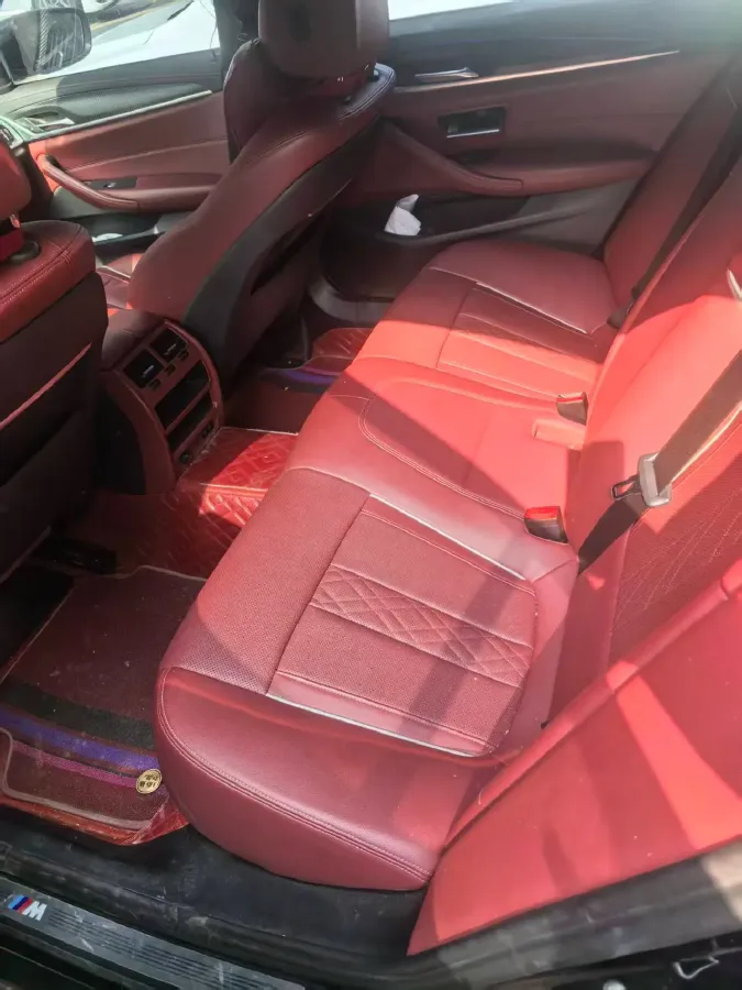 2022 BMW 5 Series 2.0T 184HP L4 8AT,autocango,china used car exporter,china ev exporter,chinese used car exporter,chinese used ev exporter