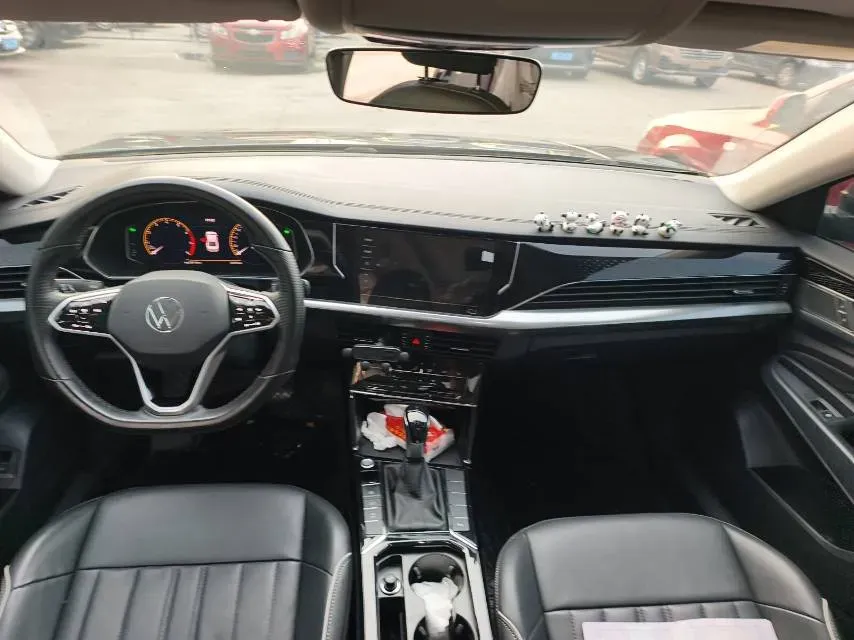 2023 Volkswagen Passat 2.0T 186HP L4 7DCT,autocango,china used car exporter,china ev exporter,chinese used car exporter,chinese used ev exporter