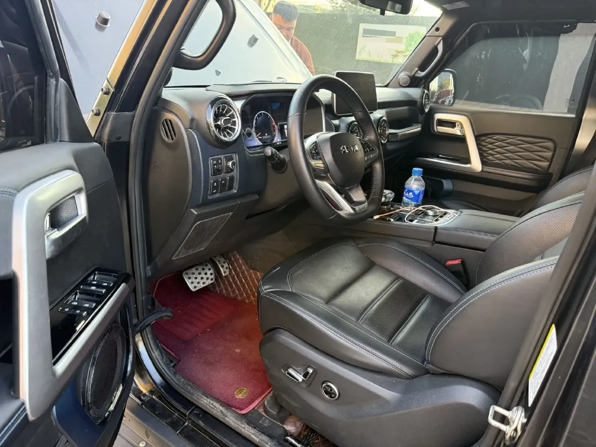 2024 Beijing BJ40 2.0T 163HP L4 8AT,autocango,china used car exporter,china ev exporter,chinese used car exporter,chinese used ev exporter