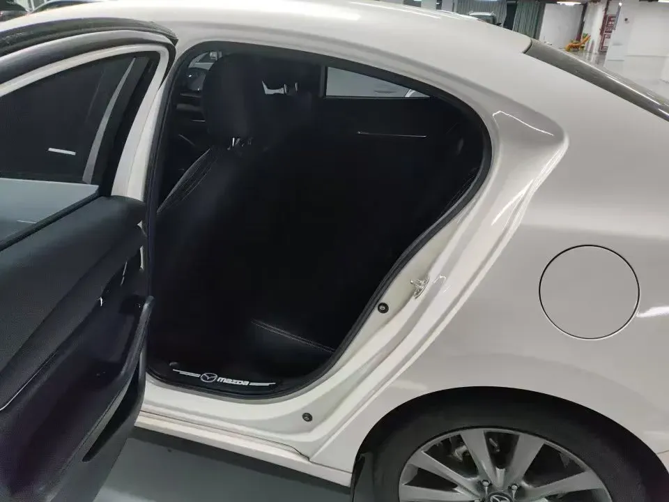 2023 Mazda 3 Axela 2.0L 158HP L4 6AT,autocango,china used car exporter,china ev exporter,chinese used car exporter,chinese used ev exporter