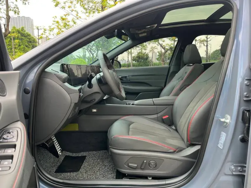 2024 Hyundai Sonata 2.0T 250HP L4 8AT,autocango,china used car exporter,china ev exporter,chinese used car exporter,chinese used ev exporter