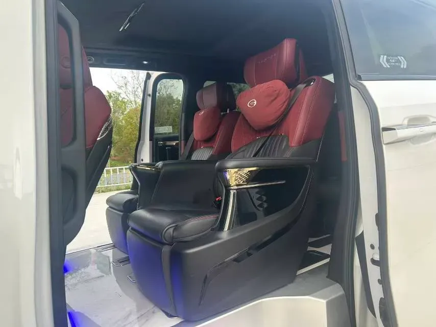 2023 GAC Trumpchi M8 2.0T 252HP L4 8AT,autocango,china used car exporter,china ev exporter,chinese used car exporter,chinese used ev exporter