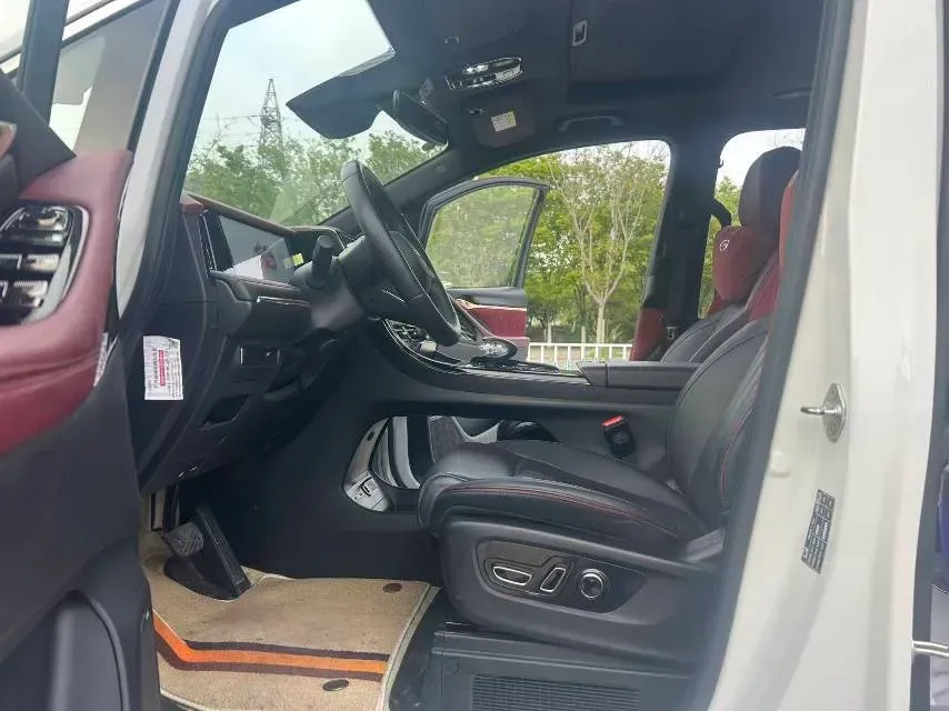 2023 GAC Trumpchi M8 2.0T 252HP L4 8AT,autocango,china used car exporter,china ev exporter,chinese used car exporter,chinese used ev exporter