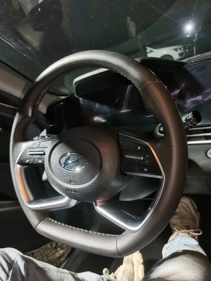 2021 Hyundai Elantra 1.5L 115HP L4 CVT,autocango,china used car exporter,china ev exporter,chinese used car exporter,chinese used ev exporter