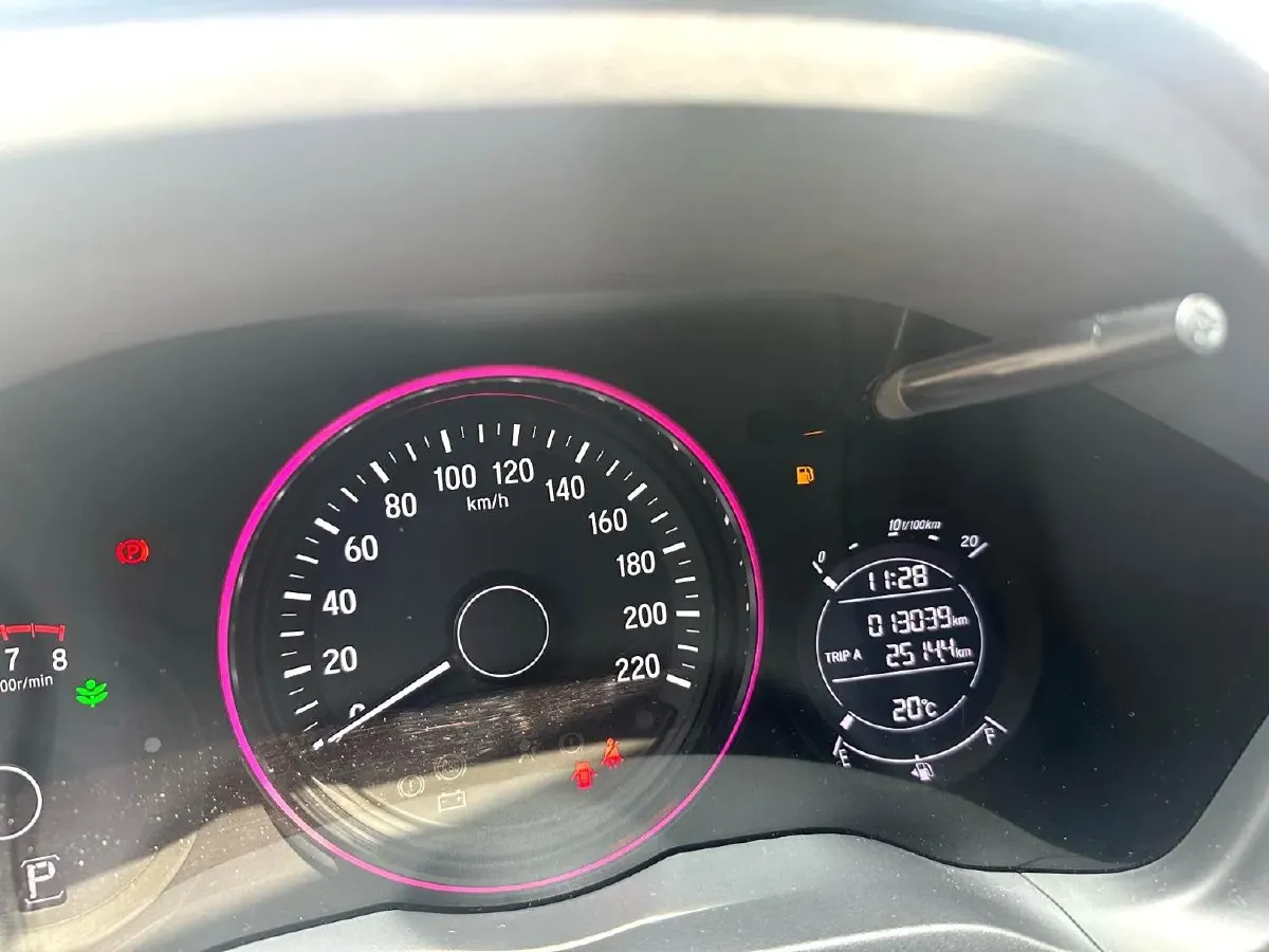 2020 Honda Vezel 1.5T 177HP L4 CVT,autocango,china used car exporter,china ev exporter,chinese used car exporter,chinese used ev exporter