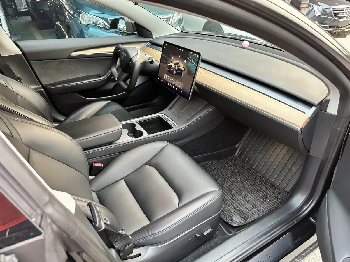 2022 Chevrolet Blazer 2.0T 237HP L4 9AT,autocango,china used car exporter,china ev exporter,chinese used car exporter,chinese used ev exporter