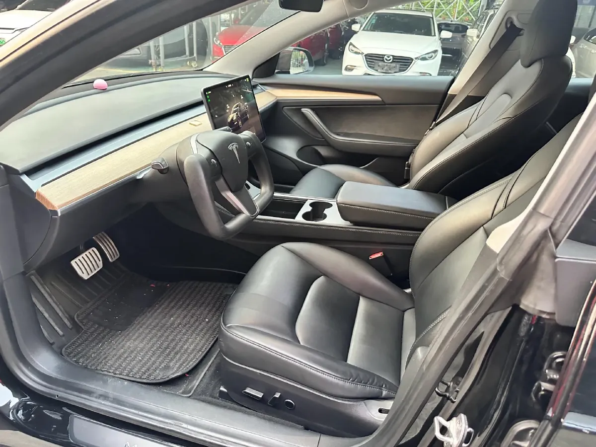 2022 Chevrolet Blazer 2.0T 237HP L4 9AT,autocango,china used car exporter,china ev exporter,chinese used car exporter,chinese used ev exporter