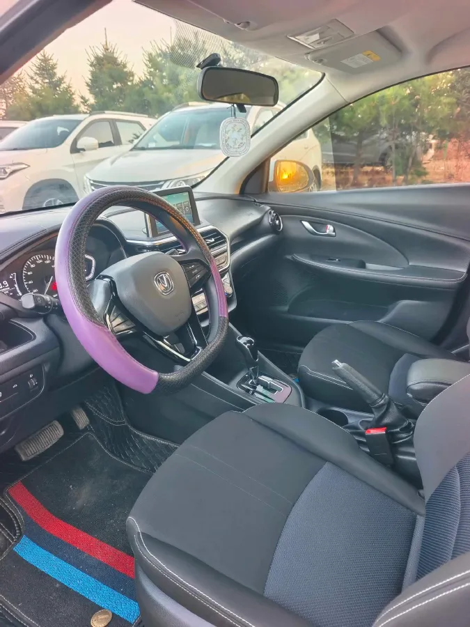 2019 ChangAn Alsvin 1.5L 107HP L4 5DCT,autocango,china used car exporter,china ev exporter,chinese used car exporter,chinese used ev exporter