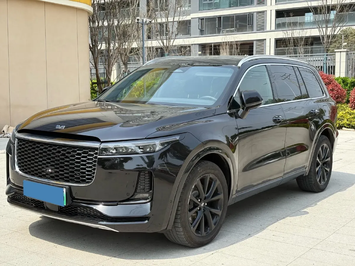 2021 Li ONE Range Extended 131HP REEV 40.5KWH,autocango,china used car exporter,china ev exporter,chinese used car exporter,chinese used ev exporter