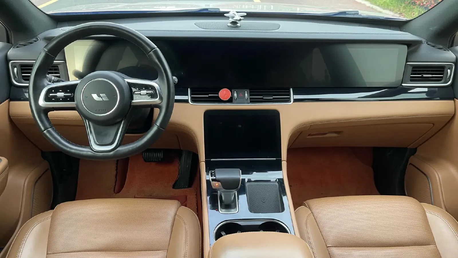 2021 Li ONE Range Extended 131HP REEV 40.5KWH,autocango,china used car exporter,china ev exporter,chinese used car exporter,chinese used ev exporter